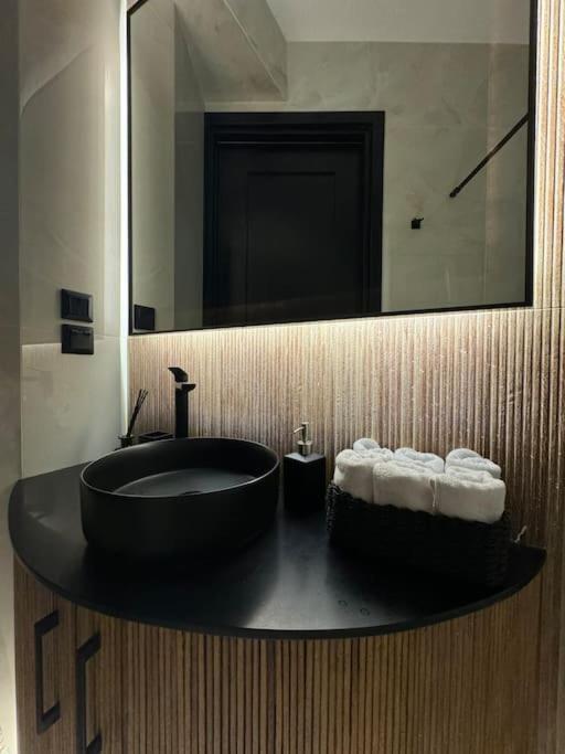 Luxury In Apartment *